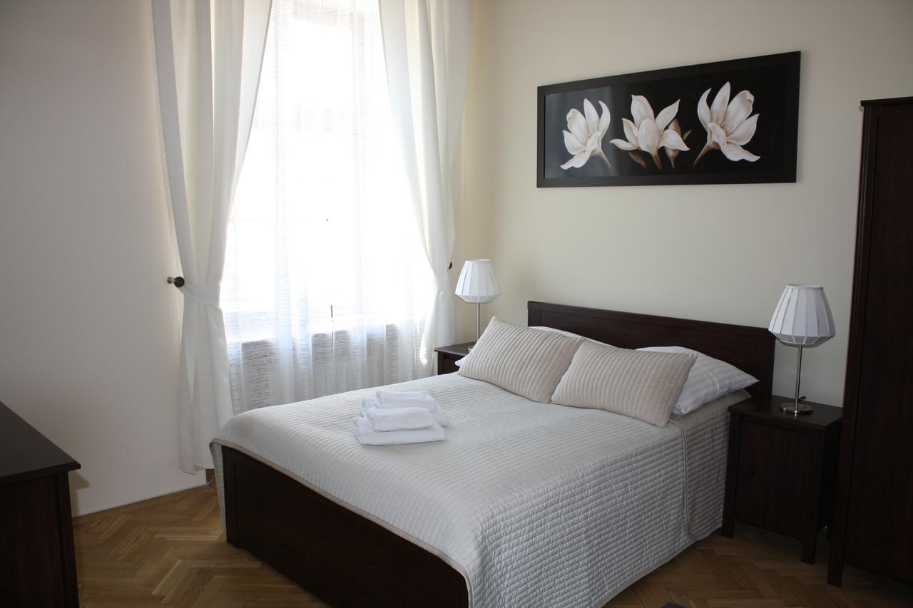 Place 4 You Apartments Krakkó Kültér fotó